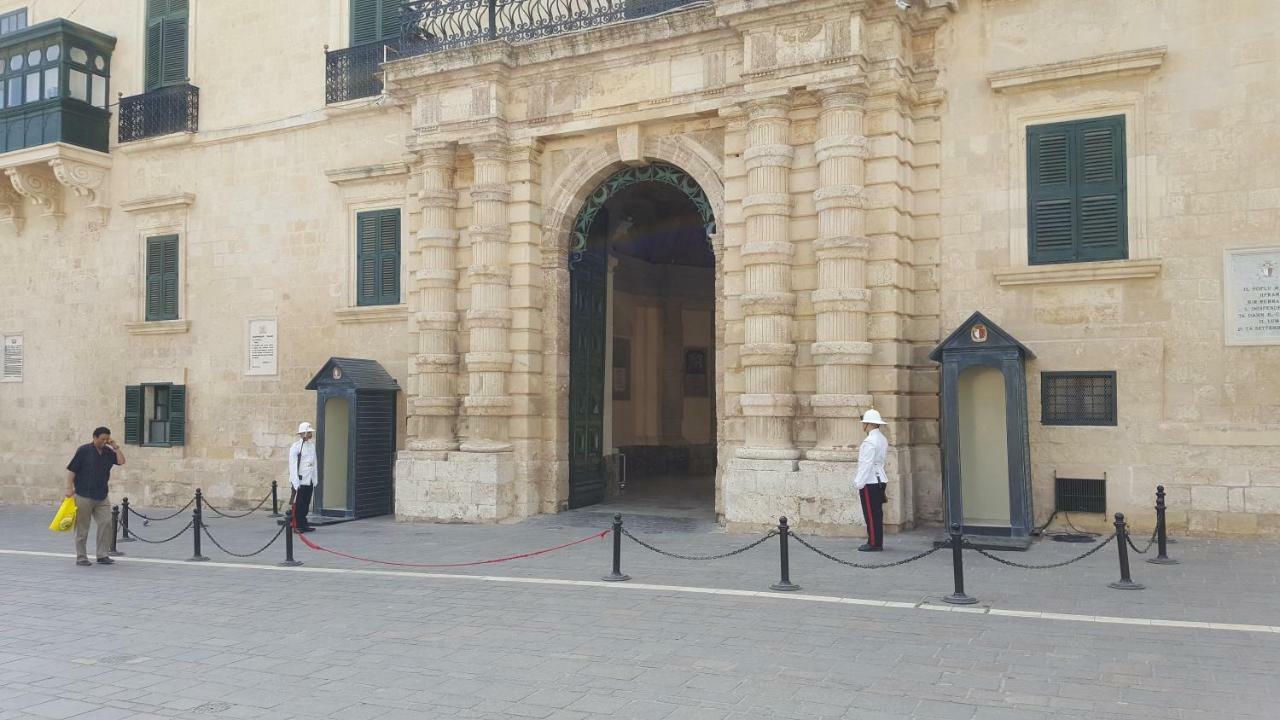 Valletta Main Street Apartment מראה חיצוני תמונה